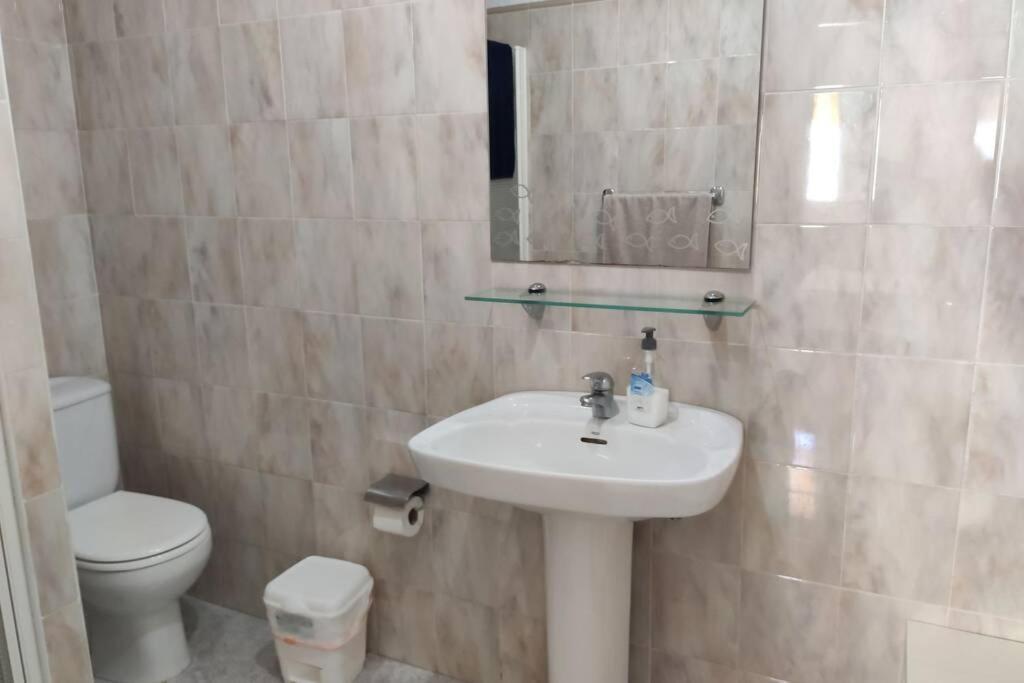 מספאלומס 1 Bedroom Bungalow Next Yumbo Center מראה חיצוני תמונה