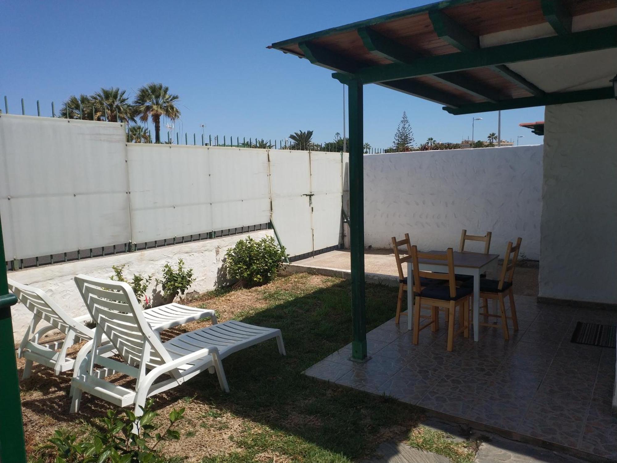 מספאלומס 1 Bedroom Bungalow Next Yumbo Center מראה חיצוני תמונה